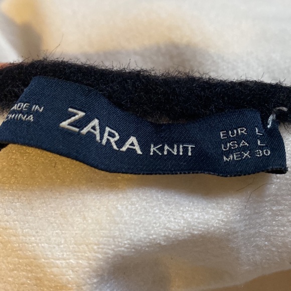 Zara - Picture 5 of 5